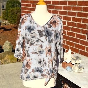 DANTELLE Floral Sweater